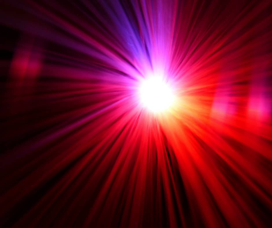 5 Essential Benefits Of Tactical Flashlights