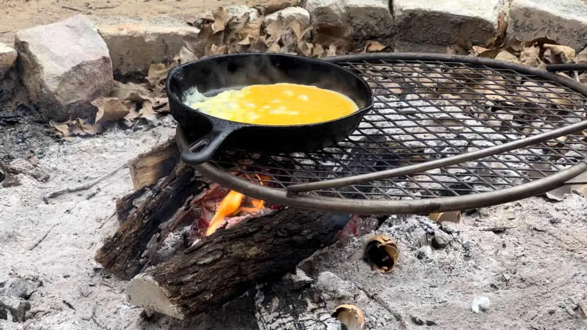12 Best Camping Breakfast Ideas