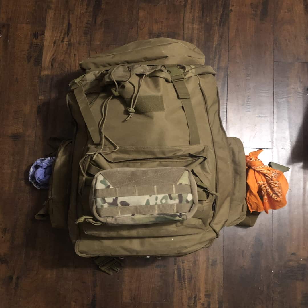 Example of an internal frame survival backpack